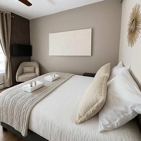 Chic Parisian Close To Eiffel Tower Apartment
